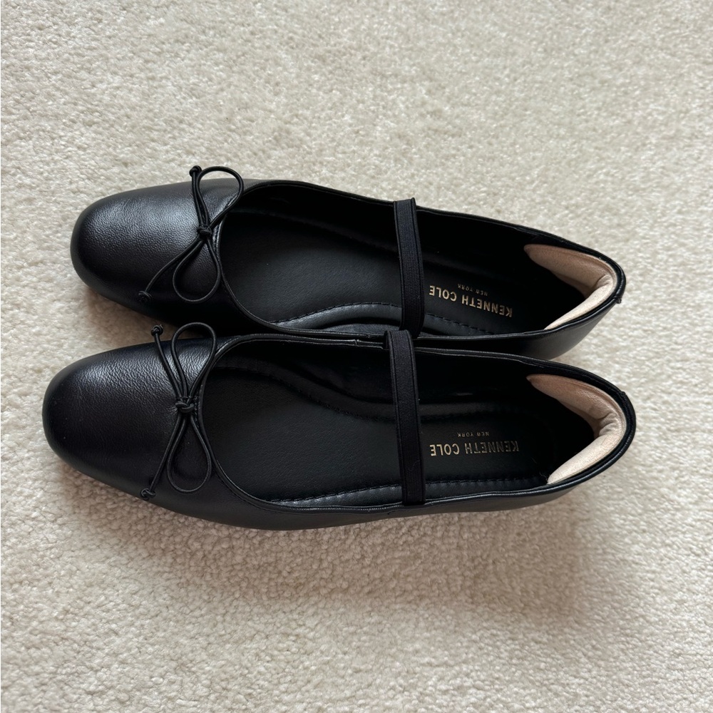 Kenneth Cole Women's Black Ballet Flats